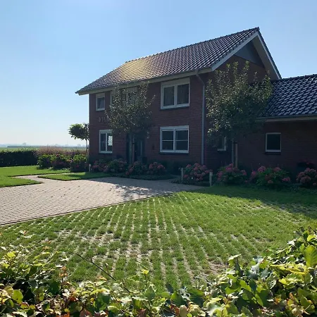 Tranquil Group Retreat In Nature *