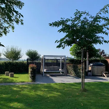 Tranquil Group Retreat In Nature *