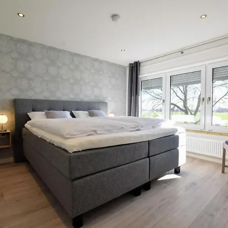 Tranquil Group Retreat In Nature Villa Megchelen