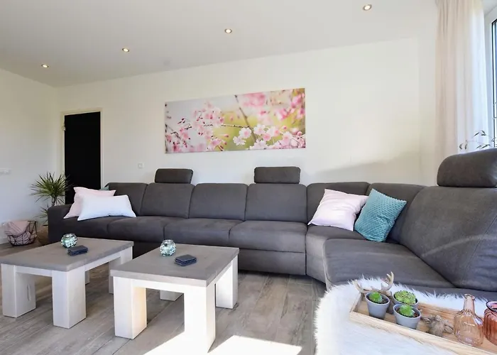 Villa Tranquil Group Retreat In Nature Megchelen