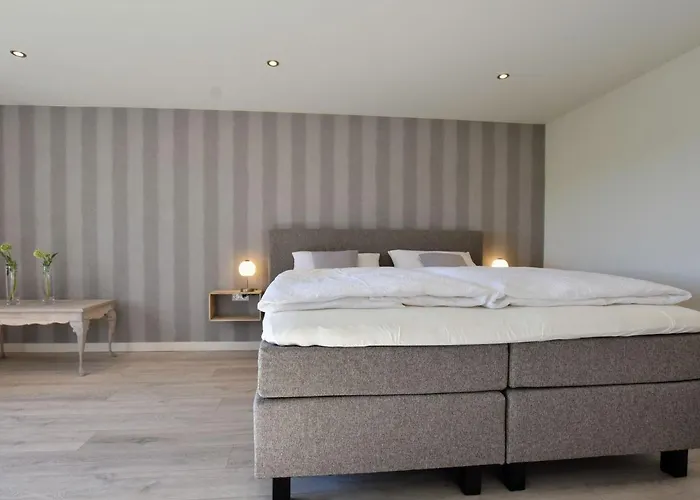 Tranquil Group Retreat In Nature * Megchelen